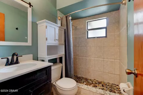 Bath - 711 Egret Ct, Edgewater, FL 32141 photo 1 of 1