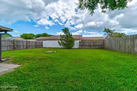 Exterior - 711 Egret Ct, Edgewater, FL 32141 photo 3 of 4