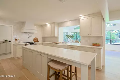 Kitchen - 49 River Ridge Trl, Ormond Beach, FL 32174 photo 3 of 6