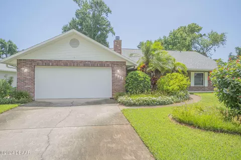 5575 Trail Side Dr, Port Orange, FL 32127