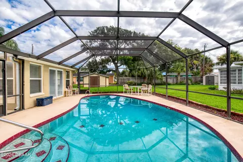 Exterior - 65 Sunny Shore Dr, Ormond Beach, FL 32176 photo 11 of 14
