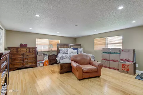 Bedroom - 65 Sunny Shore Dr, Ormond Beach, FL 32176 photo 1 of 7