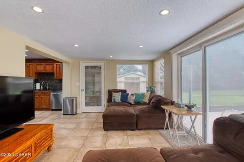 Other - 65 Sunny Shore Dr, Ormond Beach, FL 32176 photo 5 of 8