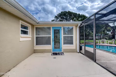 Exterior - 65 Sunny Shore Dr, Ormond Beach, FL 32176 photo 8 of 14