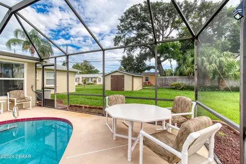 Exterior - 65 Sunny Shore Dr, Ormond Beach, FL 32176 photo 13 of 14