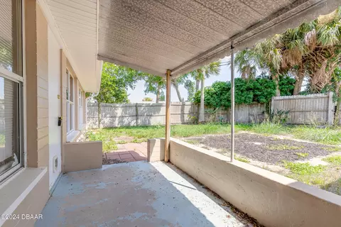 Exterior - 44 Alamanda Dr, Ormond Beach, FL 32176 photo 3 of 5