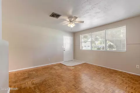 Living - 44 Alamanda Dr, Ormond Beach, FL 32176 photo 2 of 3
