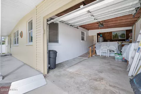 Exterior - 111 Ray Mar Dr, Ormond Beach, FL 32176 photo 3 of 7