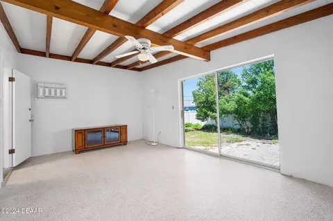 Living - 111 Ray Mar Dr, Ormond Beach, FL 32176 photo 3 of 7