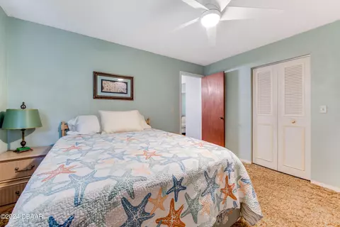 Bedroom - 841 W River Oak Dr, Ormond Beach, FL 32174 photo 4 of 5
