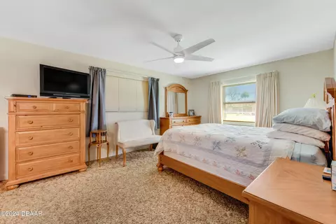 Bedroom - 841 W River Oak Dr, Ormond Beach, FL 32174 photo 1 of 5