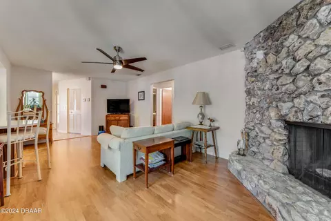 Living - 841 W River Oak Dr, Ormond Beach, FL 32174 photo 2 of 2