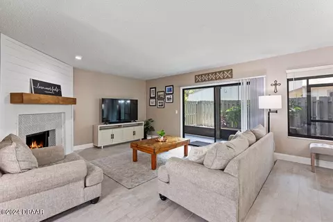 202 Pine Cone Trl, Ormond Beach, FL 32174 photo 4