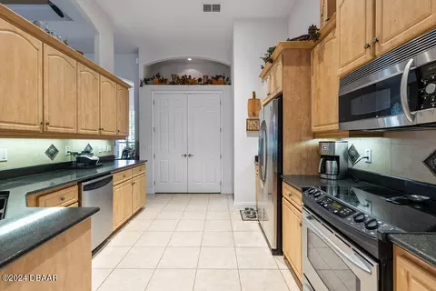 1414 Dolph Cir, Ormond Beach, FL 32174 photo 9