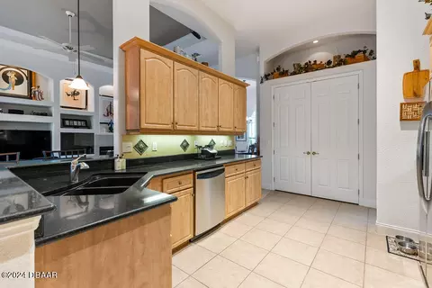 1414 Dolph Cir, Ormond Beach, FL 32174 photo 10