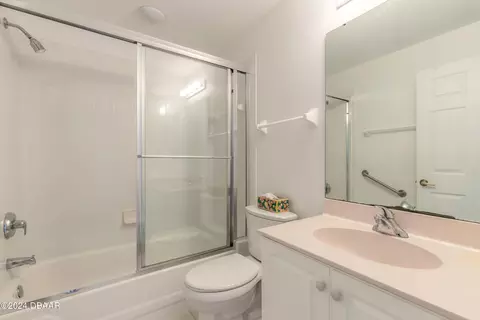 Bath - 3611 Mallow Dr, Ormond Beach, FL 32174 photo 2 of 5