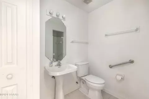 Bath - 3611 Mallow Dr, Ormond Beach, FL 32174 photo 1 of 5