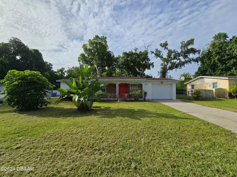 1157 Palm View Dr, Daytona Beach, FL 32117
