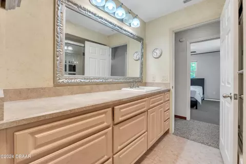 Bath - 1 Castle Manor Dr, Ormond Beach, FL 32174 photo 3 of 3