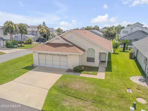 14 Nantucket Ln, Palm Coast, FL 32137