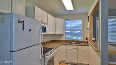 1966 Henderson Rd, Ormond Beach, FL 32174 photo 7