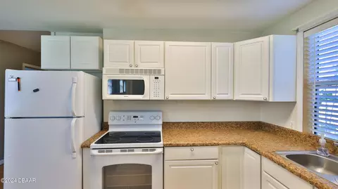1966 Henderson Rd, Ormond Beach, FL 32174 photo 5