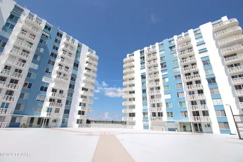935 N Halifax #1102, Daytona Beach, FL 32118