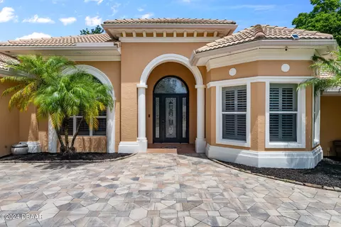 132 Squirrel Ln, Ormond Beach, FL 32174 photo 2