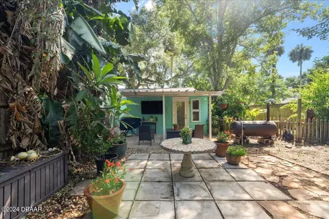 Exterior - 1132 Landers St, Ormond Beach, FL 32174 photo 14 of 18