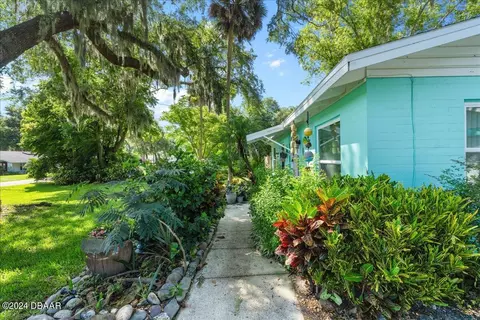Exterior - 1132 Landers St, Ormond Beach, FL 32174 photo 1 of 18