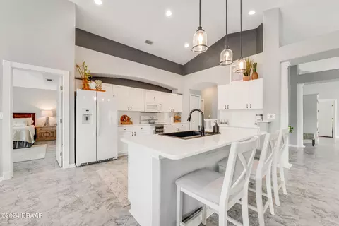 Kitchen - 906 Woodstream Ln, Ormond Beach, FL 32174 photo 2 of 4