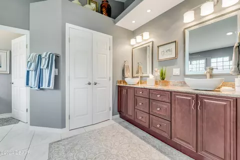 Bath - 906 Woodstream Ln, Ormond Beach, FL 32174 photo 2 of 3