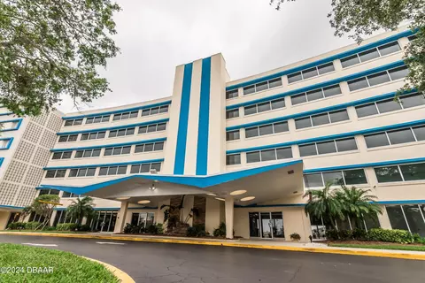 1224 S Peninsula Dr #412, Daytona Beach, FL 32118