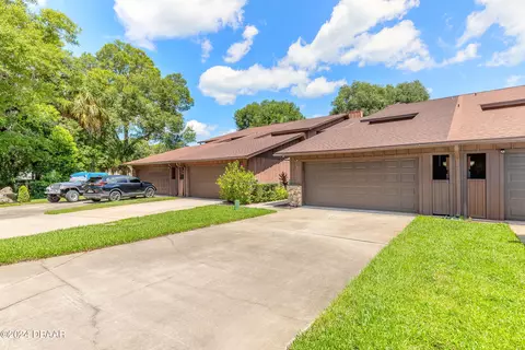 3 Eclipse Trl, Ormond Beach, FL 32174 photo 2