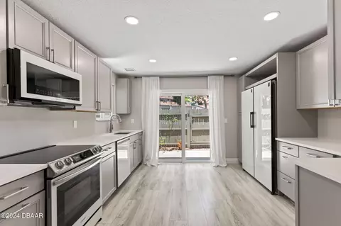 Kitchen - 236 Pine Cone Trl, Ormond Beach, FL 32174 photo 1 of 5