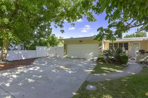 233 Cumberland Ave, Ormond Beach, FL 32174 photo 2