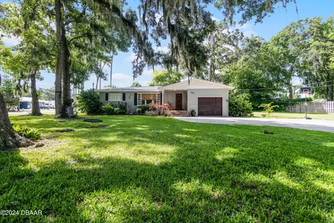 701 Chicago Ave, South Daytona, FL 32119