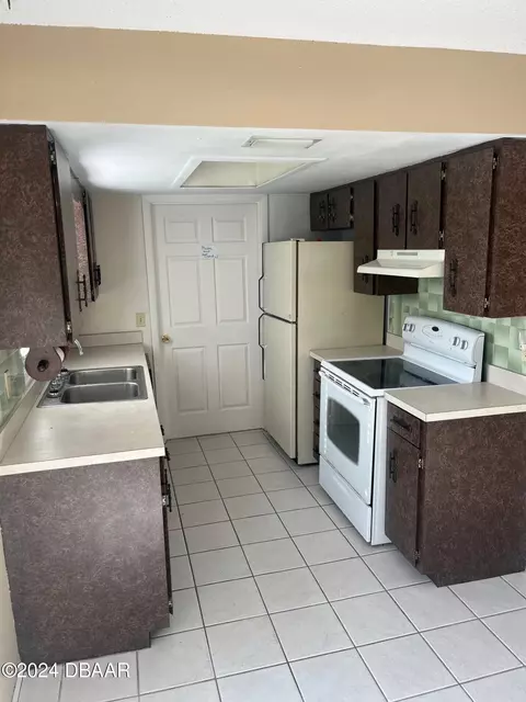 1725 Willow Oak Dr, Edgewater, FL 32132 photo 6