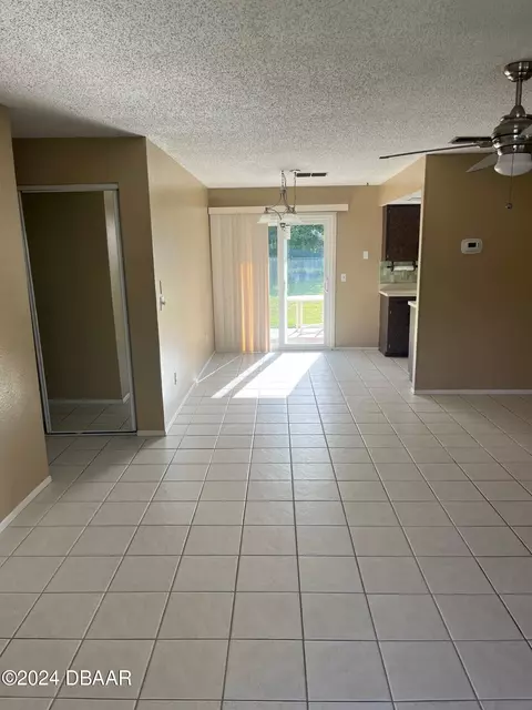 1725 Willow Oak Dr, Edgewater, FL 32132 photo 4
