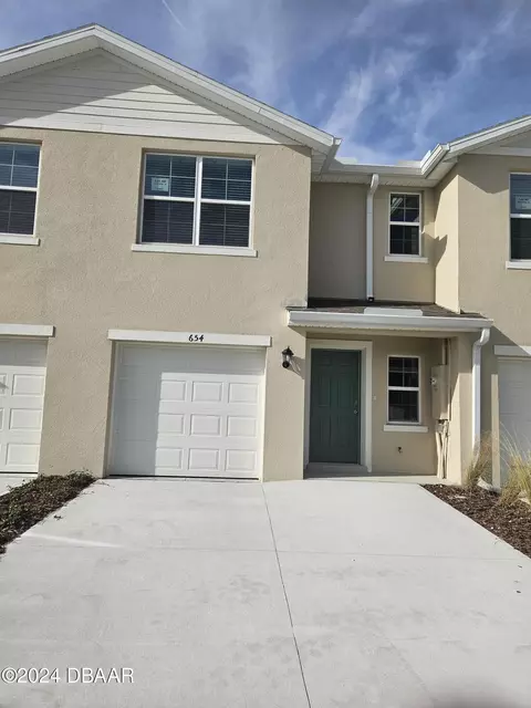 654 Moscato Dr, Holly Hill, FL 32117