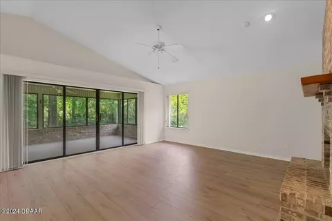 Living - 41 Forest View Way, Ormond Beach, FL 32174 photo 9 of 11