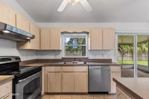 3031 Mango Tree Dr, Edgewater, FL 32141 photo 19
