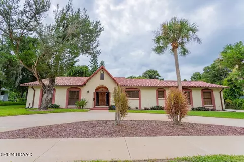 40 Standish Dr, Ormond Beach, FL 32176