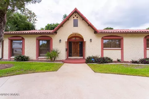 Exterior - 40 Standish Dr, Ormond Beach, FL 32176 photo 3 of 12