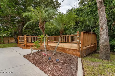 Exterior - 40 Standish Dr, Ormond Beach, FL 32176 photo 10 of 12