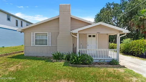 1981 Forest Ave, Daytona Beach, FL 32119