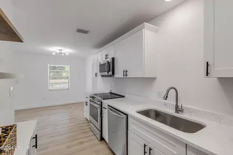 433 Perdita St, Edgewater, FL 32132 photo 14