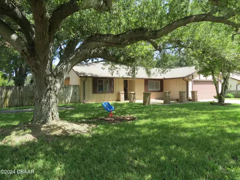 Exterior - 2 Castle Manor Dr, Ormond Beach, FL 32174 photo 8 of 8