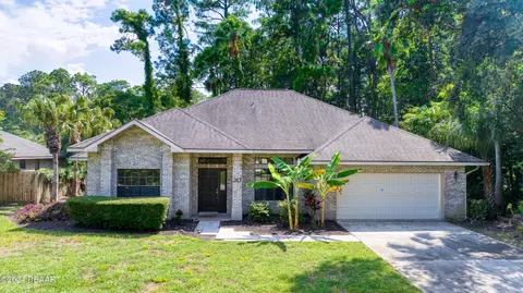 20 Coquina Point Dr, Ormond Beach, FL 32174