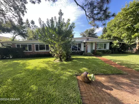 84 Ormond Shores Dr, Ormond Beach, FL 32176